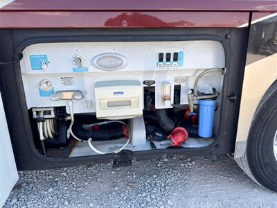 2011 Winnebago Tour 42QD   - Photo 9 - Mannford, OK 74044