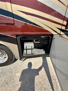 2011 Winnebago Tour 42QD   - Photo 6 - Mannford, OK 74044