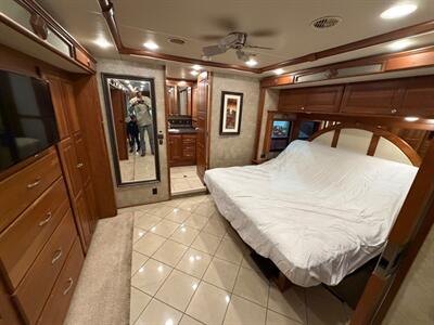 2015 Winnebago Meridian IKP40R - Photo 16 - Mannford, OK 74044