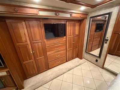 2015 Winnebago Meridian IKP40R - Photo 17 - Mannford, OK 74044