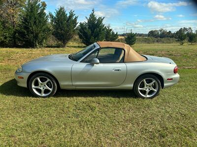 2001 Mazda MX-5 Miata   - Photo 2 - Albany, GA 31721