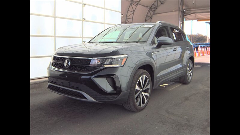 2024 Volkswagen Taos SE   - Photo 1 - Albany, GA 31721