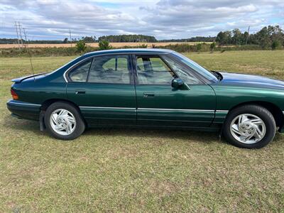 1993 Pontiac Bonneville   - Photo 6 - Albany, GA 31721