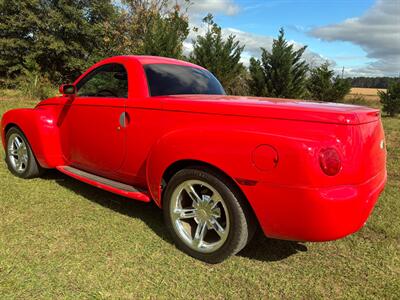 2004 Chevrolet SSR LS   - Photo 4 - Albany, GA 31721