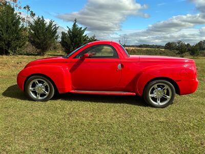 2004 Chevrolet SSR LS   - Photo 3 - Albany, GA 31721