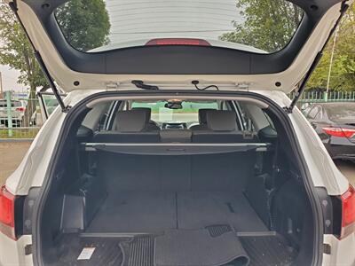 2017 Hyundai SANTA FE SE - Photo 9 - Fresno, CA 93722