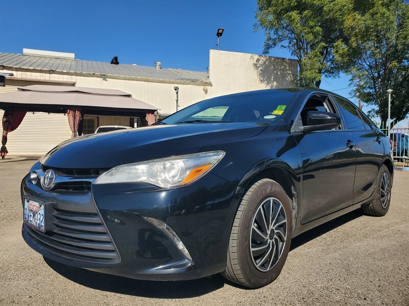 2017 Toyota Camry LE - Photo 1 - Fresno, CA 93722