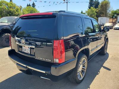 2013 Cadillac Escalade Premium   - Photo 4 - Fresno, CA 93722