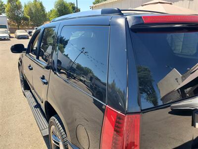 2013 Cadillac Escalade Premium   - Photo 15 - Fresno, CA 93722