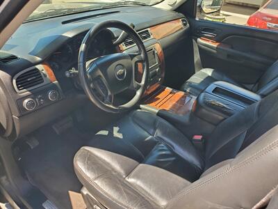 2008 Chevrolet Tahoe LTZ   - Photo 10 - Fresno, CA 93722