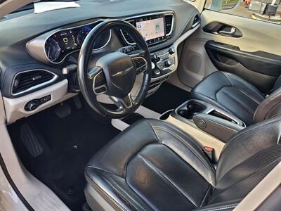 2021 Chrysler Pacifica Touring L - Photo 10 - Fresno, CA 93722