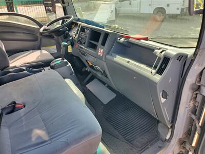 2017 Isuzu NQR 20' x 8' x 8' Box Truck   - Photo 10 - Fresno, CA 93722