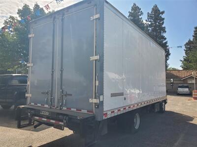 2017 Isuzu NQR 20' x 8' x 8' Box Truck   - Photo 4 - Fresno, CA 93722