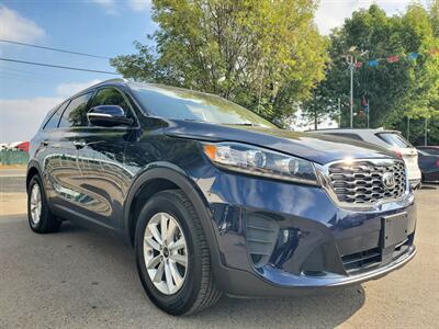 2020 Kia Sorento LX   - Photo 2 - Fresno, CA 93722