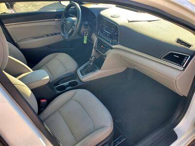 2017 Hyundai ELANTRA SE   - Photo 10 - Fresno, CA 93722