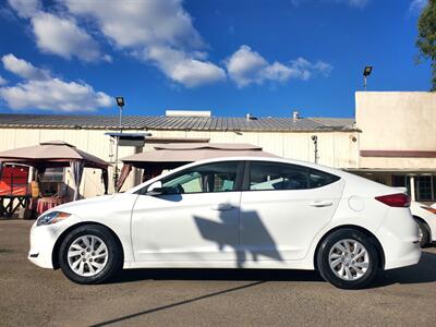 2017 Hyundai ELANTRA SE   - Photo 3 - Fresno, CA 93722