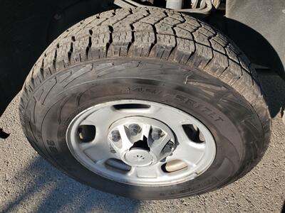 2022 Chevrolet Silverado 2500HD Work Truck   - Photo 13 - Fresno, CA 93722