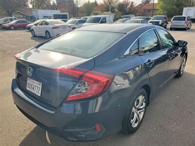 2018 Honda Civic LX - Photo 4 - Fresno, CA 93722