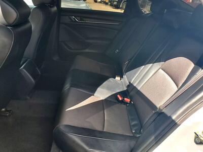 2018 Honda Accord Sport   - Photo 8 - Fresno, CA 93722