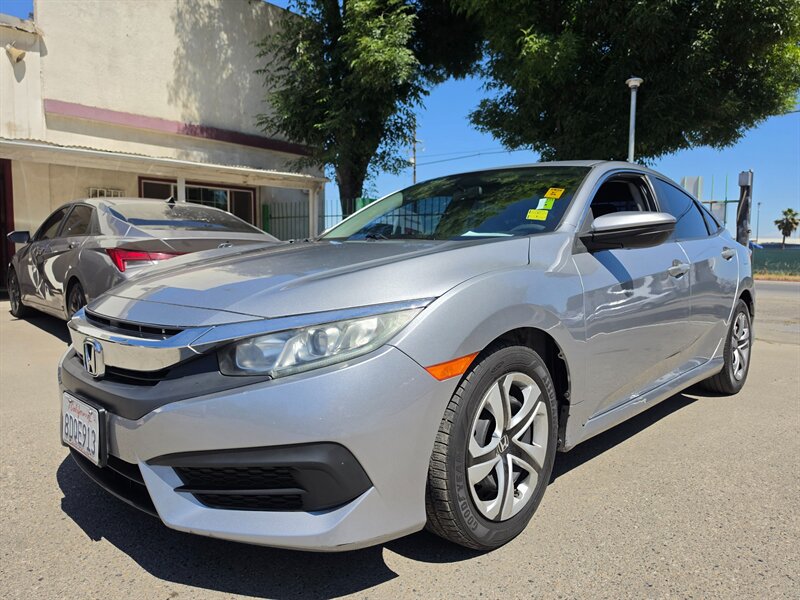 2018 Honda Civic LX   - Photo 1 - Fresno, CA 93722