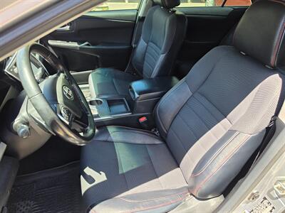 2016 Toyota Camry SE   - Photo 7 - Fresno, CA 93722