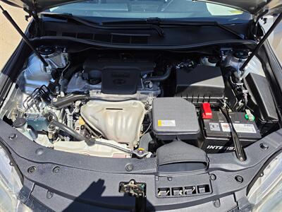 2016 Toyota Camry SE   - Photo 12 - Fresno, CA 93722