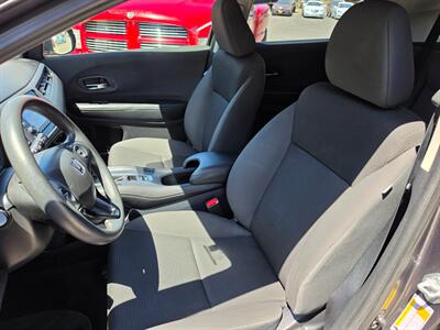 2021 Honda HR-V LX - Photo 7 - Fresno, CA 93722