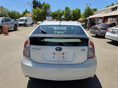 2013 Toyota Prius Two   - Photo 6 - Fresno, CA 93722