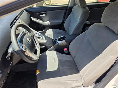 2013 Toyota Prius Two   - Photo 7 - Fresno, CA 93722