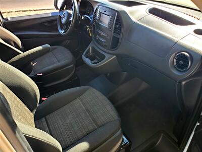 2020 Mercedes-Benz Metris Worker Cargo   - Photo 10 - Fresno, CA 93722