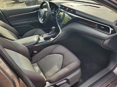 2019 Toyota Camry Hybrid LE - Photo 10 - Fresno, CA 93722