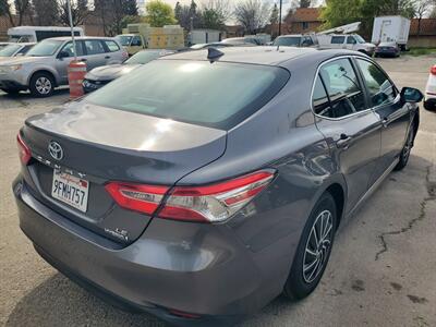 2019 Toyota Camry Hybrid LE - Photo 4 - Fresno, CA 93722