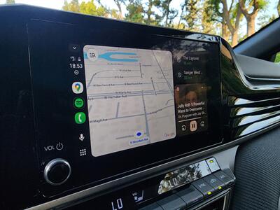 2025 Toyota Camry SE   - Photo 13 - Fresno, CA 93722