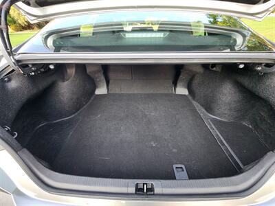 2025 Toyota Camry SE   - Photo 18 - Fresno, CA 93722