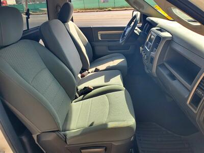 2019 RAM 1500 Classic Tradesman   - Photo 9 - Fresno, CA 93722