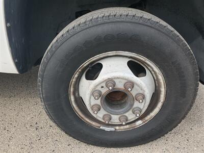 2013 Chevrolet Silverado 3500 Work Truck   - Photo 12 - Fresno, CA 93722