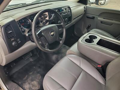 2013 Chevrolet Silverado 3500 Work Truck   - Photo 8 - Fresno, CA 93722