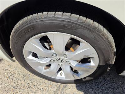 2009 Honda Accord EX-L V6 - Photo 13 - Fresno, CA 93722