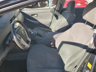 2010 Toyota Prius IV   - Photo 7 - Fresno, CA 93722