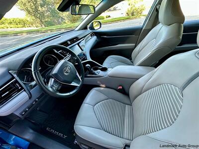 2020 Toyota Camry SE   - Photo 13 - Muscle Shoals, AL 35661