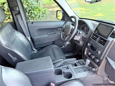 2012 Jeep Liberty Sport   - Photo 9 - Muscle Shoals, AL 35661