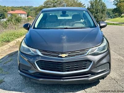 2017 Chevrolet Cruze LT Auto   - Photo 7 - Muscle Shoals, AL 35661
