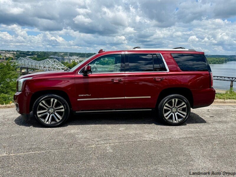 2019 GMC Yukon Denali   - Photo 1 - Muscle Shoals, AL 35661