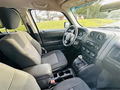 2014 Jeep Patriot Latitude   - Photo 10 - Muscle Shoals, AL 35661