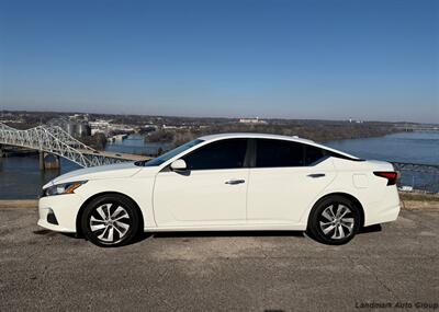 2020 Nissan Altima 2.5 S   - Photo 2 - Muscle Shoals, AL 35661