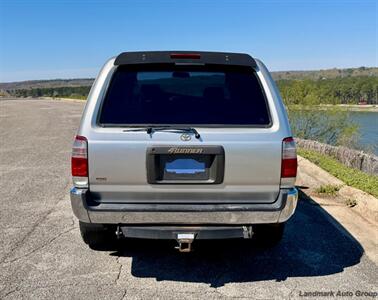 1997 Toyota 4Runner SR5 4dr SR5   - Photo 4 - Muscle Shoals, AL 35661