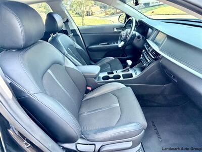 2019 Kia Optima S - Photo 9 - Muscle Shoals, AL 35661