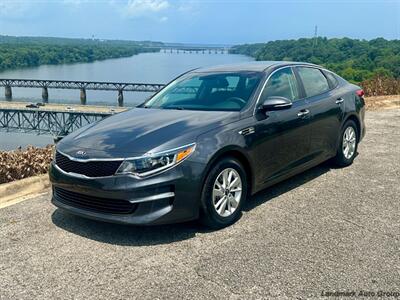 2018 Kia Optima LX   - Photo 1 - Muscle Shoals, AL 35661