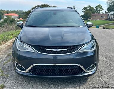 2020 Chrysler Pacifica Limited   - Photo 7 - Muscle Shoals, AL 35661
