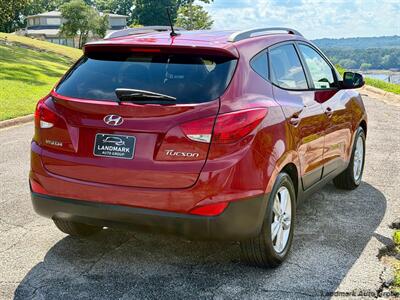 2013 Hyundai TUCSON GLS - Photo 5 - Muscle Shoals, AL 35661